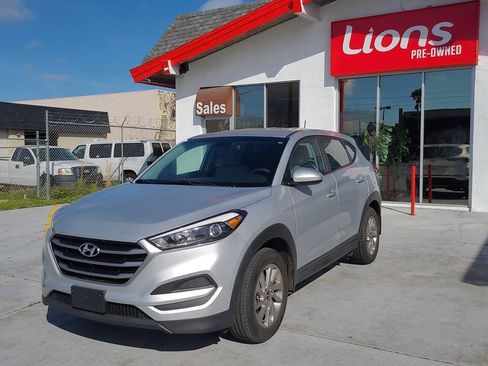 Used 2018 Hyundai Tucson SE AWD/4WD image 1