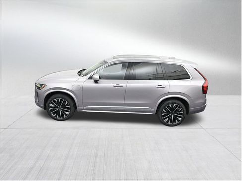 New 2026 Volvo XC90 T8 Ultra AWD/4WD image 15