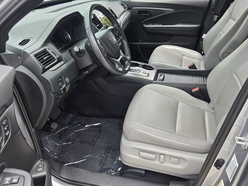 Certified 2023 Honda Passport EX-L image 10