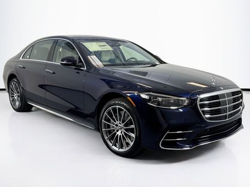New 2026 Mercedes-Benz S 580 4MATIC Sedan image 3