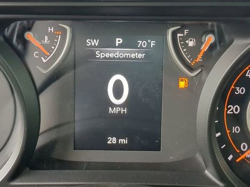 New 2025 Jeep Gladiator Sport image 28