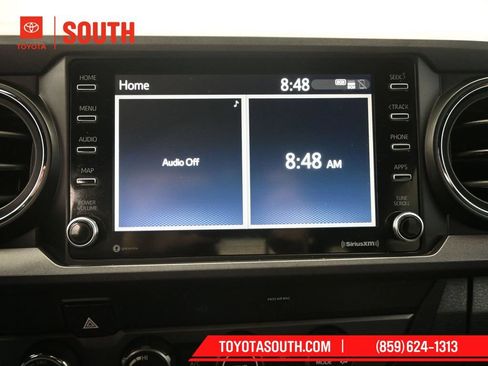 Used 2020 Toyota Tacoma TRD Off-Road AWD/4WD image 13