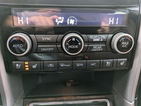 Used 2020 Subaru Ascent Touring image 28