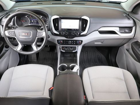 Used 2022 GMC Terrain SLE w/ Driver Convenience Package image 16