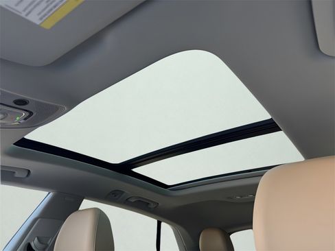 Used 2024 Audi Q8 Premium w/ Convenience Package image 37