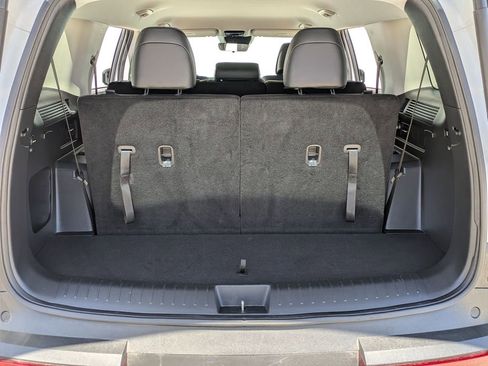 Used 2025 Hyundai Santa Fe SEL FWD image 26