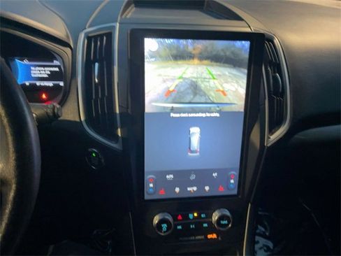 Used 2023 Ford Edge SEL image 23