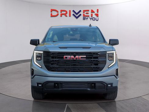 New 2026 GMC Sierra 1500 Elevation image 8
