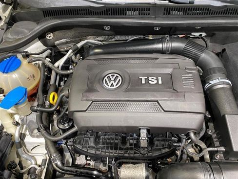 Used 2014 Volkswagen Jetta SE FWD image 24