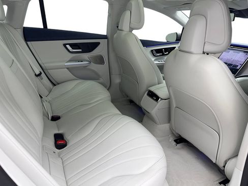Used 2024 Mercedes-Benz EQE 350+ 4MATIC Sedan image 23
