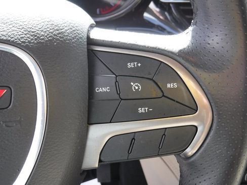 Used 2021 Dodge Durango SXT image 21