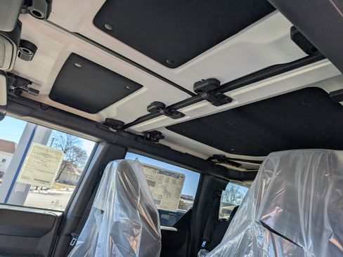 New 2026 Ford Bronco Badlands AWD/4WD image 31