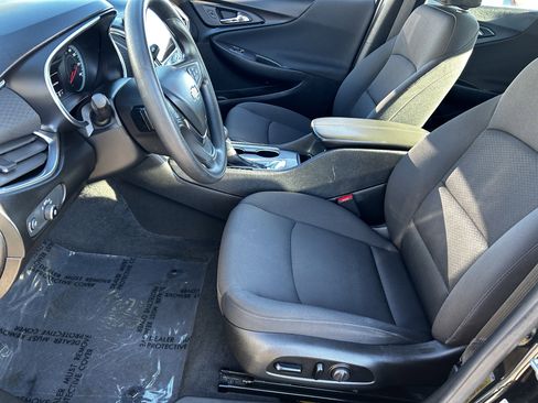 Used 2021 Chevrolet Malibu LT image 18