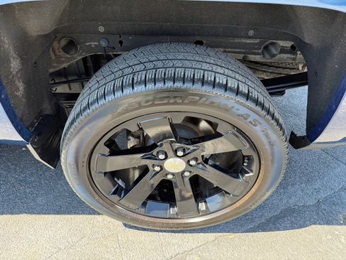 Used 2017 Chevrolet Silverado 1500 LT w/ All Star Edition image 26