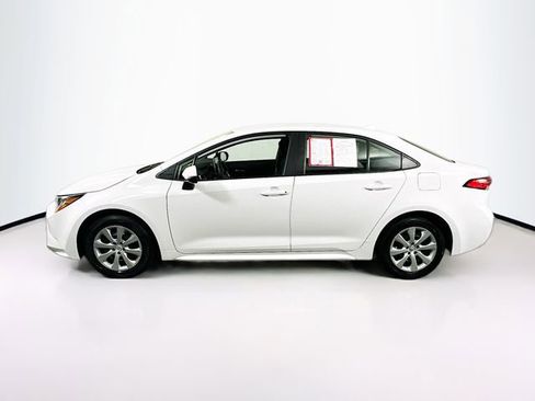 Certified 2021 Toyota Corolla LE image 5