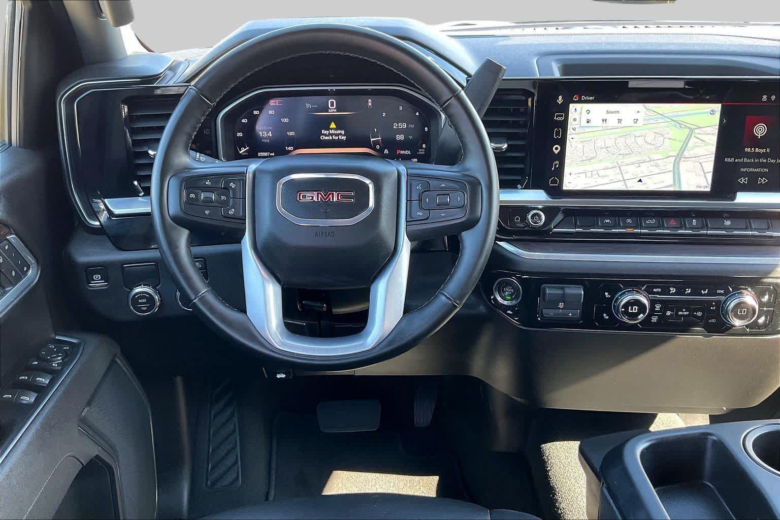 Used 2026 GMC Sierra 1500 SLT RWD image 6
