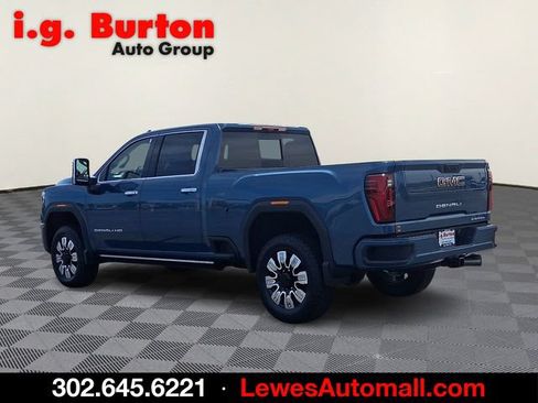 New 2026 GMC Sierra 2500 Denali w/ Denali Reserve Package AWD/4WD image 3