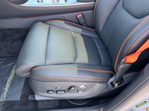 New 2026 Genesis GV70 2.5T Sport Prestige AWD/4WD image 10
