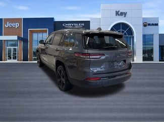New 2025 Jeep Grand Cherokee L Altitude AWD/4WD video 3