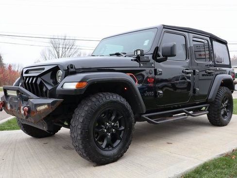 Used 2022 Jeep Wrangler Unlimited Willys image 7