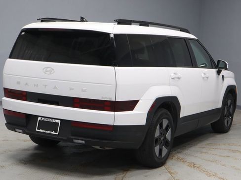 Used 2025 Hyundai Santa Fe SEL FWD image 13