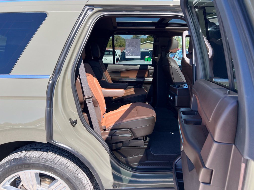 Used 2024 Ford Expedition King Ranch AWD/4WD image 20