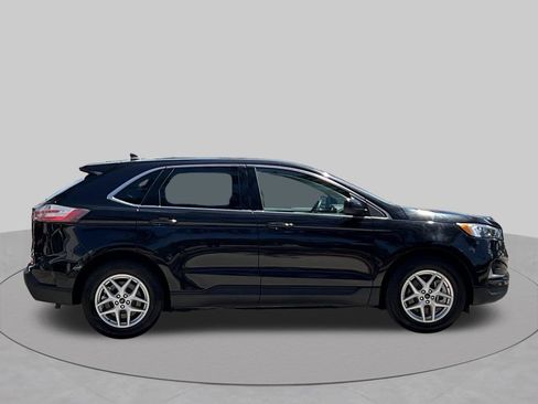 Used 2024 Ford Edge SEL AWD/4WD image 7