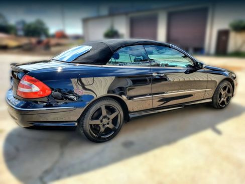Used 2005 Mercedes-Benz CLK 500 Cabriolet image 12