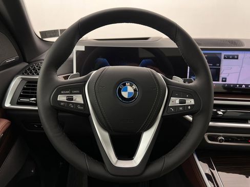New 2026 BMW X5 xDrive50e w/ Climate Comfort Package image 16