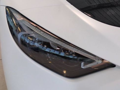 New 2026 Mercedes-Benz Maybach SL 680 image 10