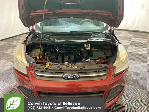 Used 2015 Ford Escape SE image 14