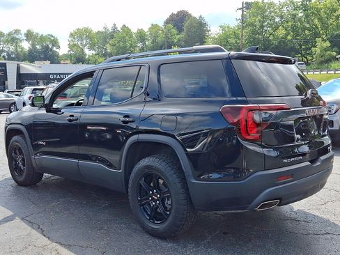 Used 2023 GMC Acadia AT4 w/ Technology Package AWD/4WD image 4