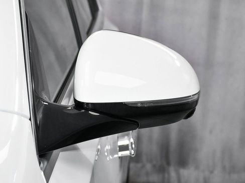 Used 2025 Mercedes-Benz E 450 4MATIC Sedan image 79