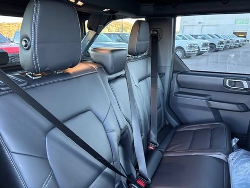 New 2025 Ford Bronco Outer Banks AWD/4WD image 24