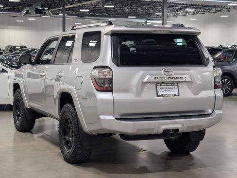 Used 2024 Toyota 4Runner SR5 Premium AWD/4WD image 5