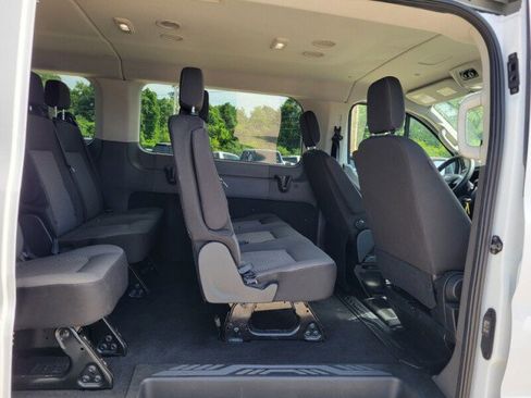 Used 2023 Ford Transit 350 XLT RWD image 29