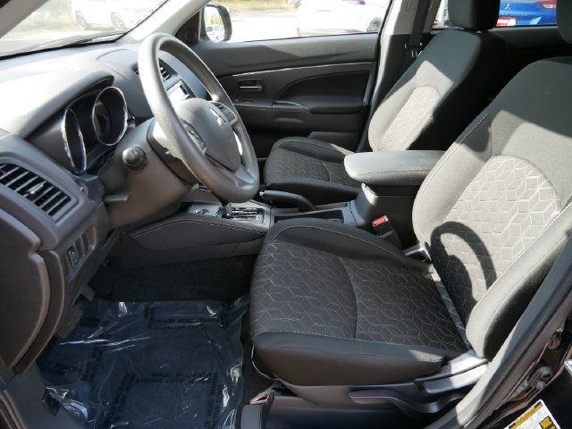 Used 2025 Mitsubishi Outlander Sport ES AWD/4WD image 14