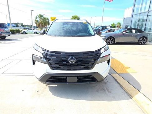 Used 2026 Nissan Rogue SV FWD image 9