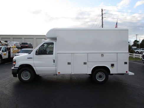 New 2025 Ford E-350 and Econoline 350 Super Duty w/ Power Equipment Group image 12