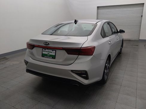 Used 2021 Kia Forte LXS FWD image 7