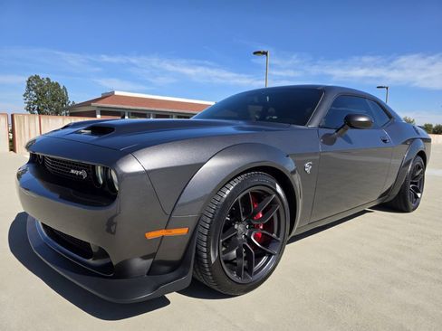 Used 2023 Dodge Challenger SRT Hellcat Widebody Jailbreak w/ Plus Package RWD image 3
