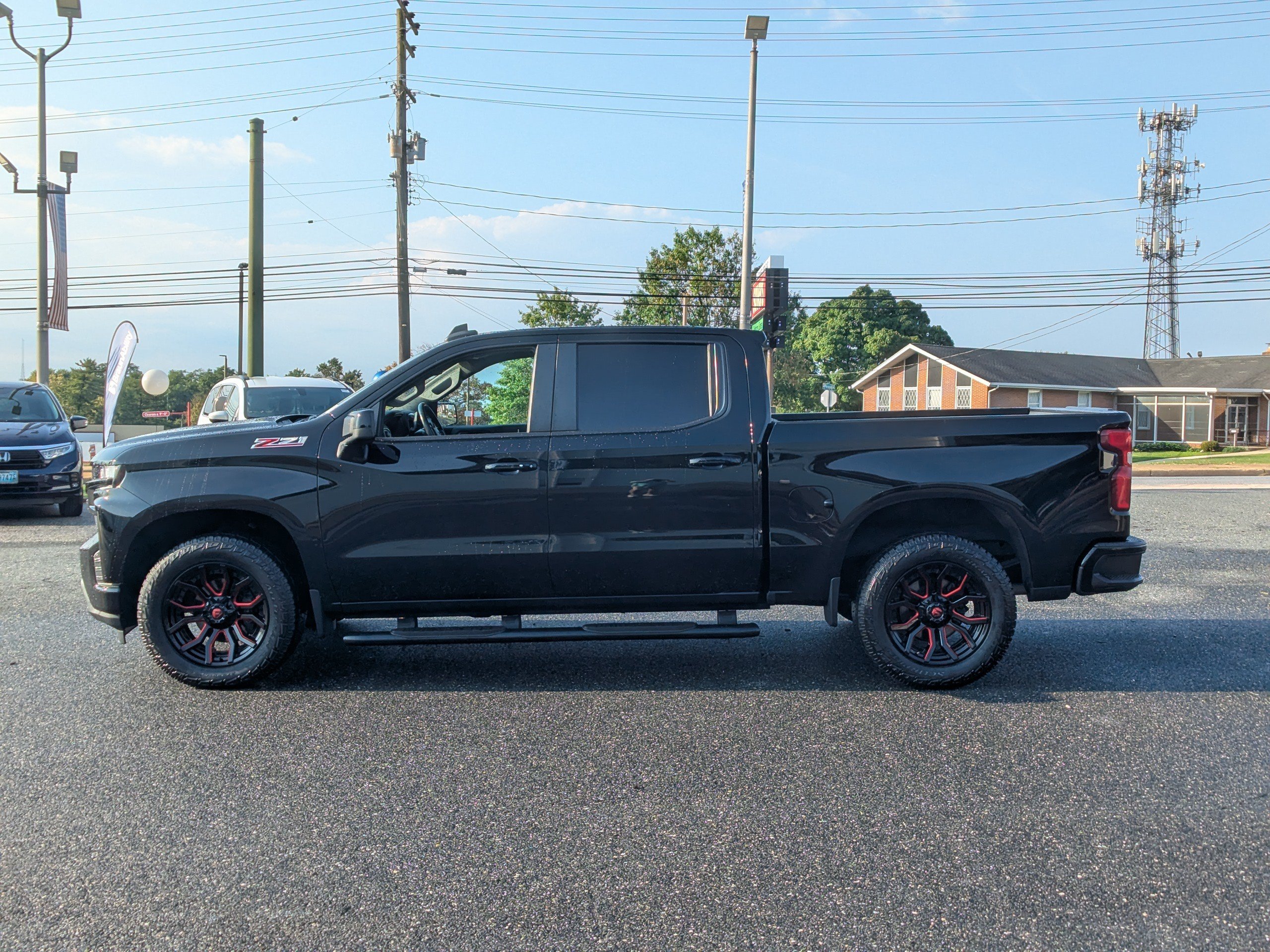 Used 2022 Chevrolet Silverado 1500 RST AWD/4WD image 5