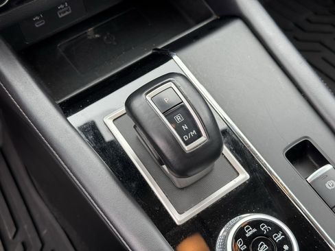 Used 2024 Mitsubishi Outlander SE FWD image 23
