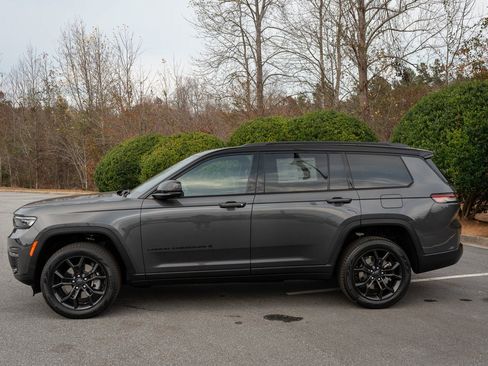 New 2025 Jeep Grand Cherokee L Limited image 5