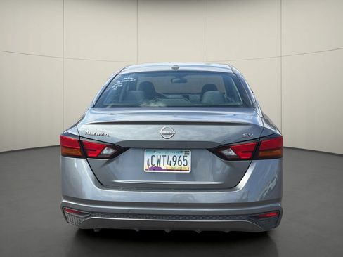 Used 2023 Nissan Altima 2.5 SV FWD image 6