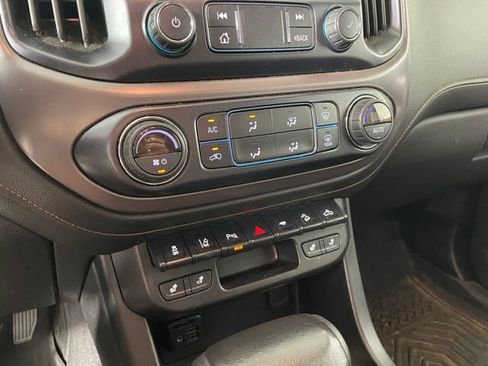 Used 2021 GMC Canyon AT4 w/ Driver Alert Package AWD/4WD image 8