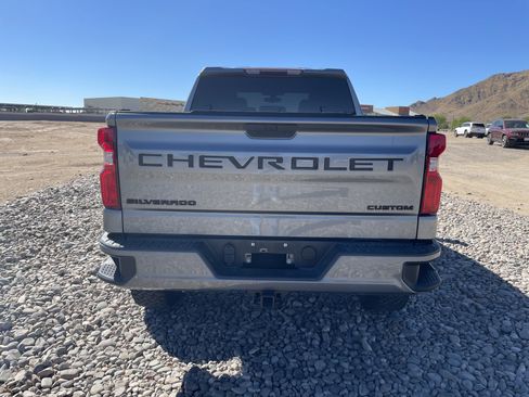 Used 2021 Chevrolet Silverado 1500 Custom RWD image 4