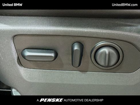 Used 2019 Chevrolet Silverado 1500 High Country w/ Technology Package image 4