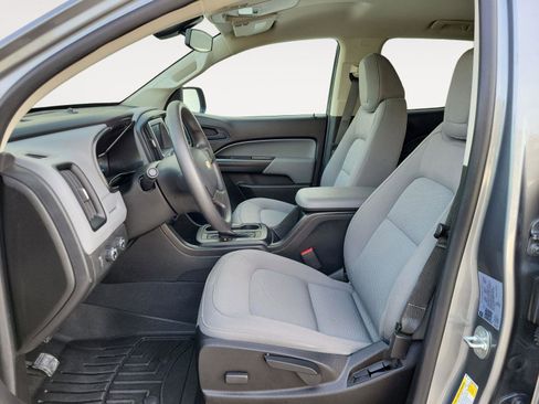 Used 2021 Chevrolet Colorado W/T image 10