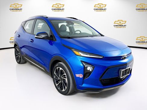 Used 2023 Chevrolet Bolt EUV Premier w/ Sun & Sound Package image 1